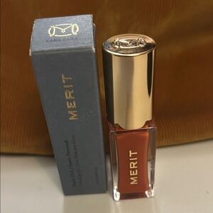 Merit Lip oil in shade Cara Cara